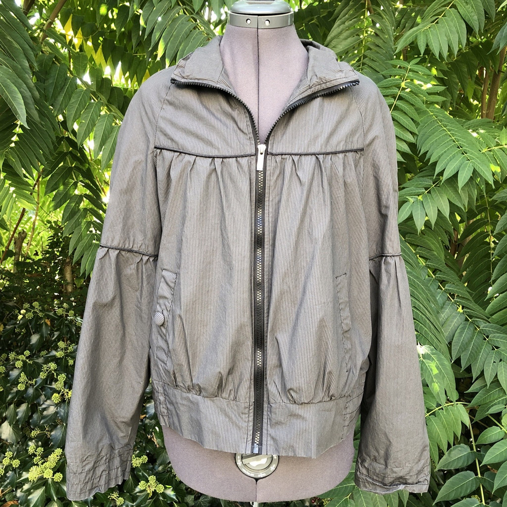 Size S Industry GRAY Women’s Jacket Full Zip Lined Causal Trendy CN